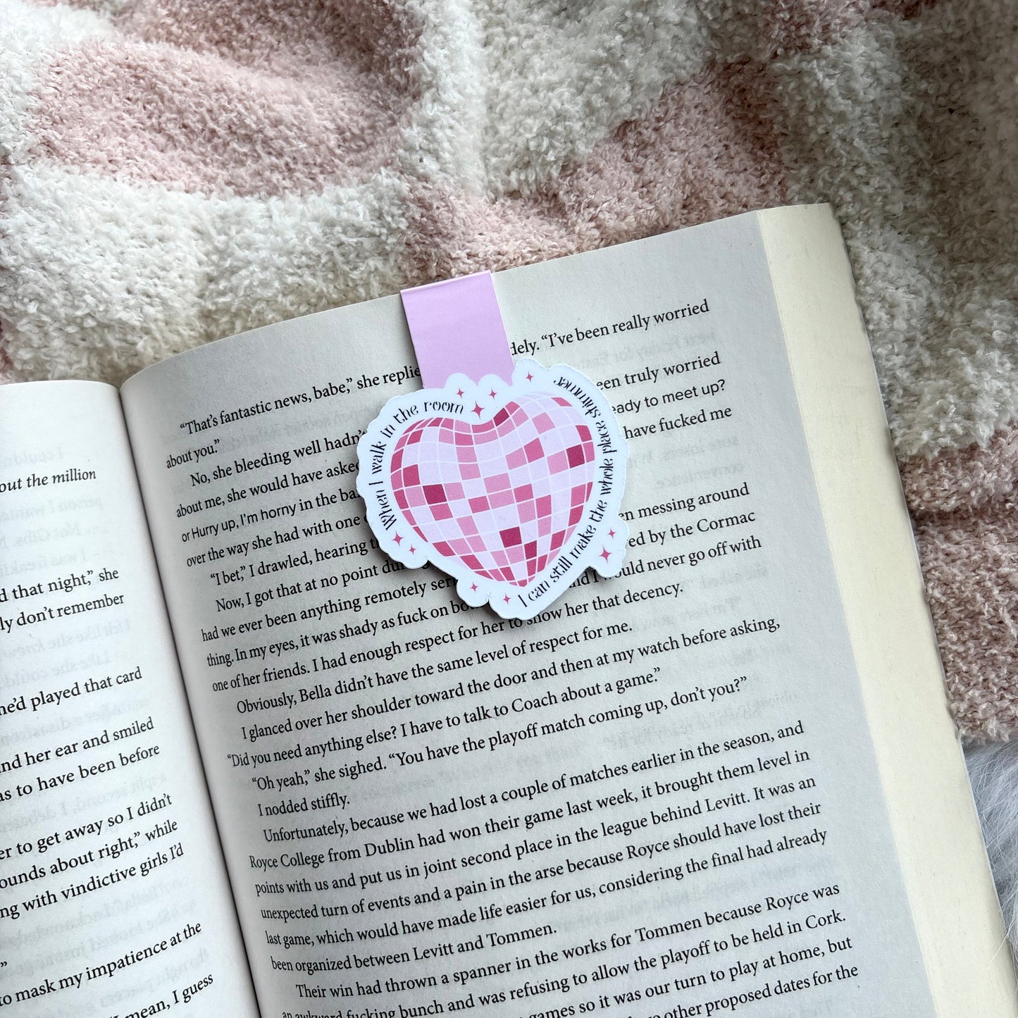 Make The Whole Place Shimmer - Magnetic Bookmark