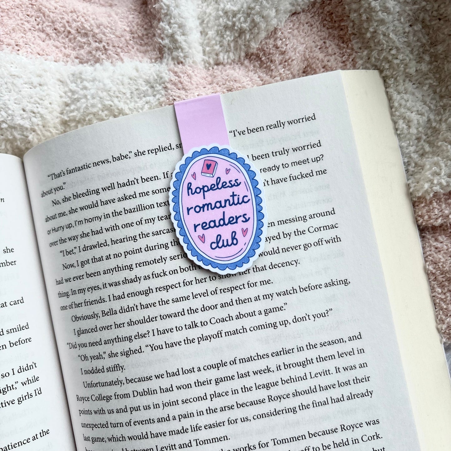 Hopeless Romantic Readers Club - Magnetic Bookmark