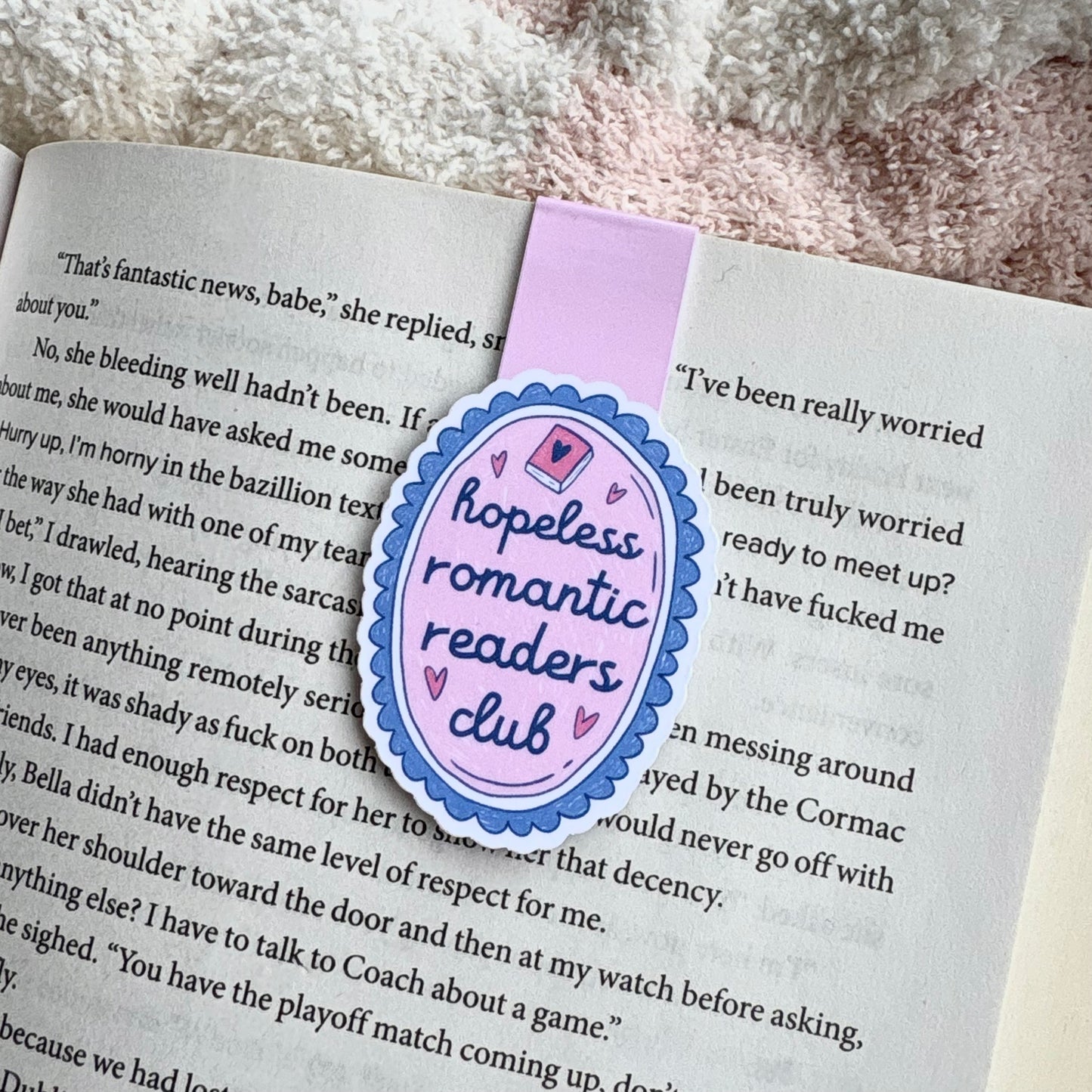 Hopeless Romantic Readers Club - Magnetic Bookmark