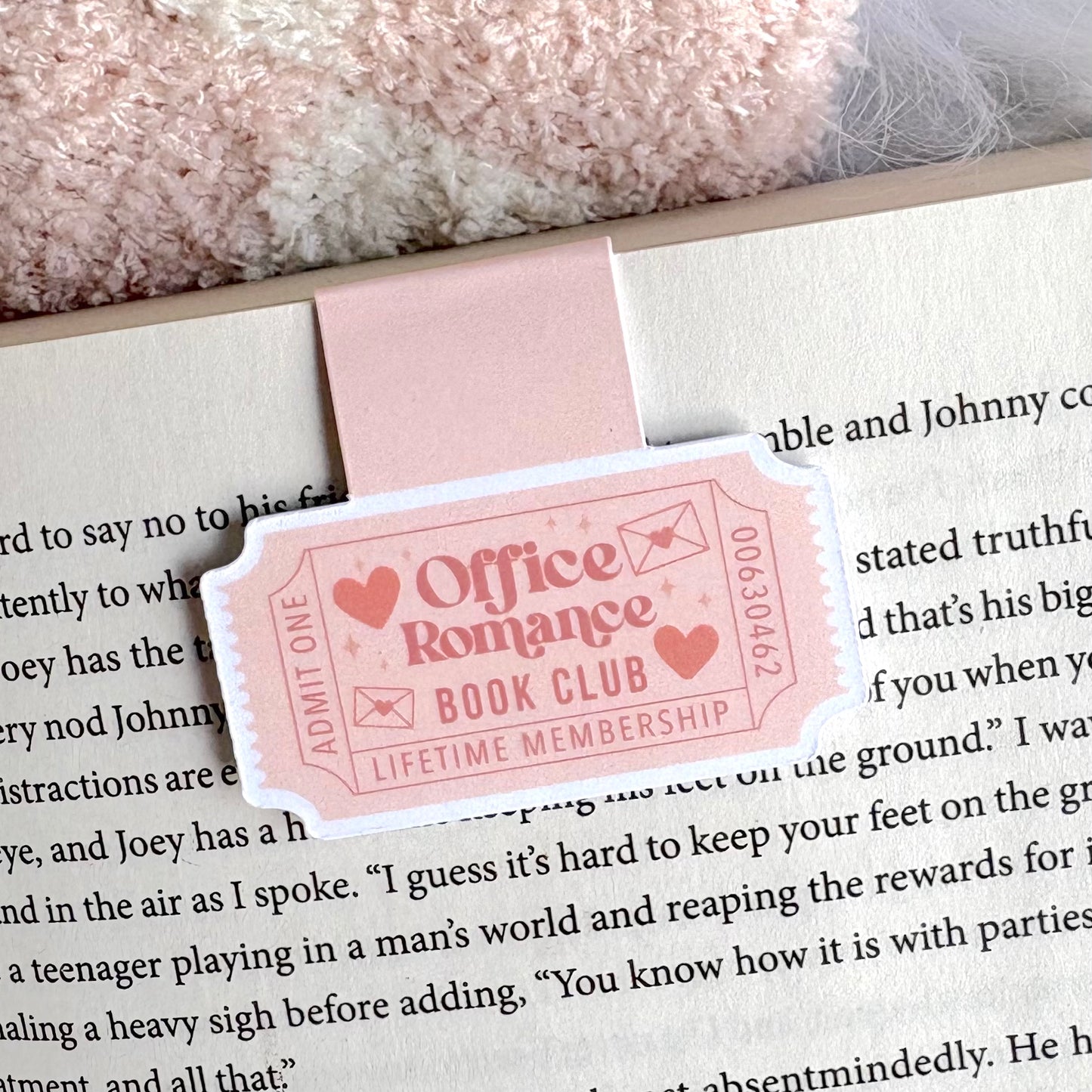 Bookish Tropes - Magnetic Bookmark ✨BUY 2, GET 1 FREE!✨